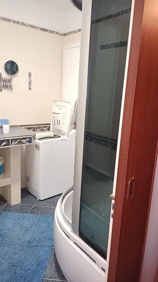 Wolf Apartman Pokojne Ubytovanie V Povazskej Bystrici Ticha Lokalita S Parkovanim Vsade Blizko Vhodne Pre Pracovne Cesty Turistiku Aj Oddych Plne Vybavena Kuchyna Поважска-Бистрица Экстерьер фото